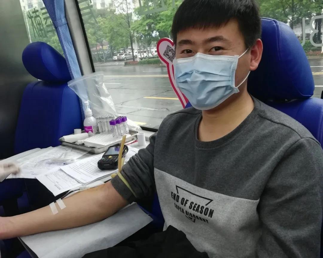 爱心献血，温暖中国，开云链接官网在行动！