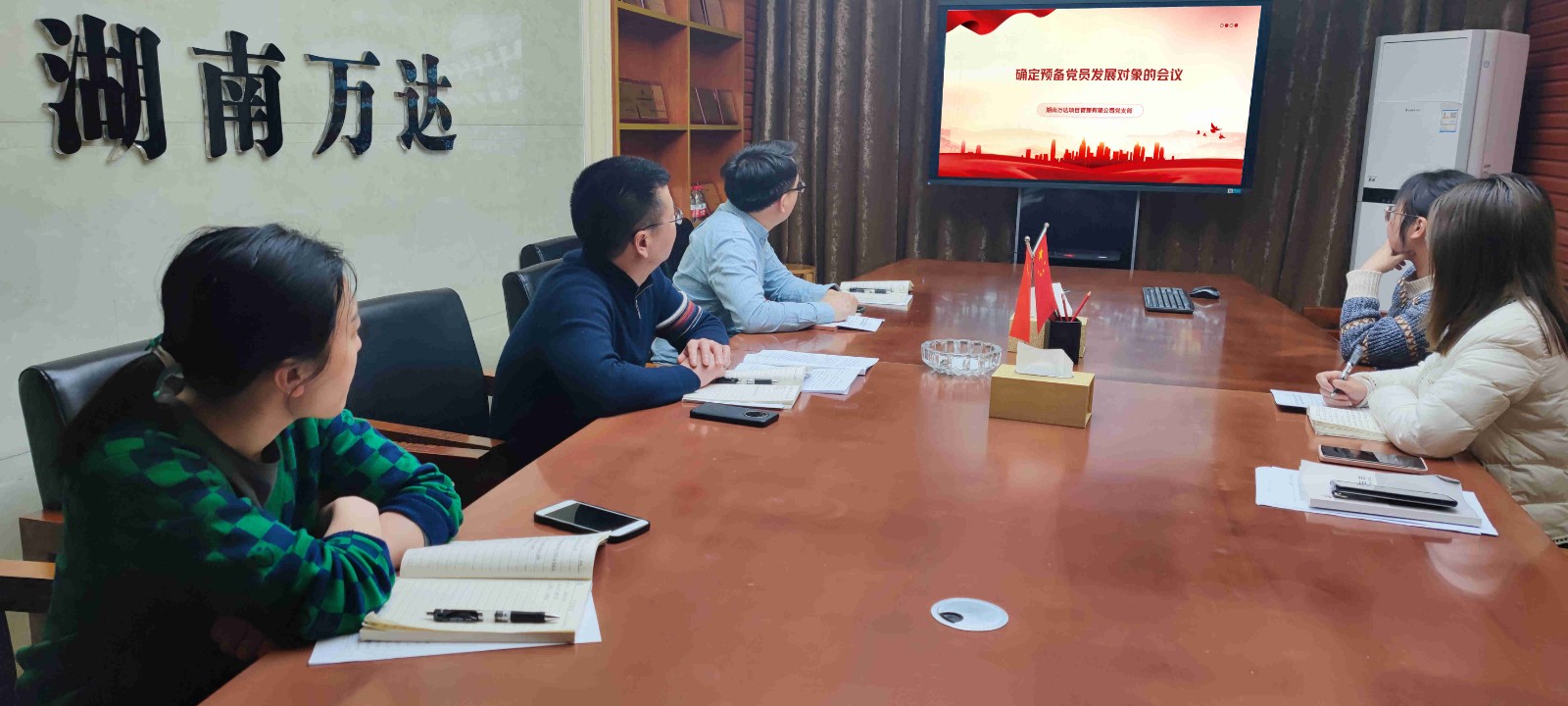 2(2)_副本.jpg 2(2)_副本.jpg